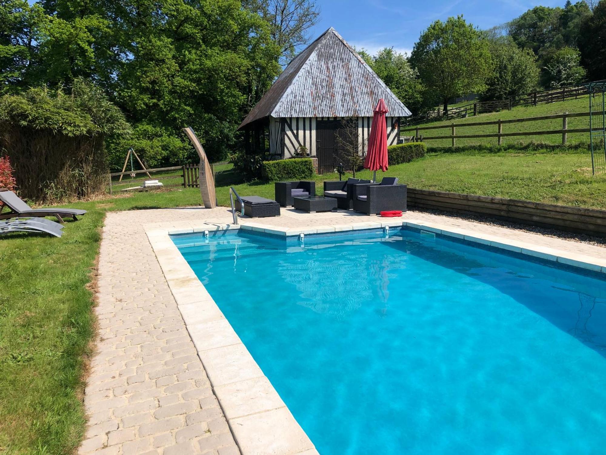 Le Champ Des Possibles Bed and Breakfast Manerbe Exteriör bild