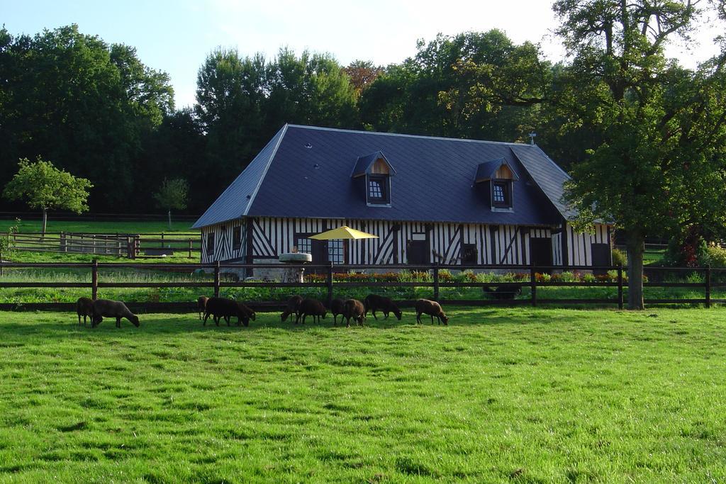 Le Champ Des Possibles Bed and Breakfast Manerbe Exteriör bild